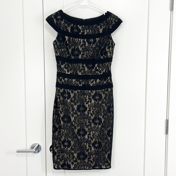 Adrianna Papell Dresses & Skirts - Adrianna Papell Size 2 Beige Black Lace Overlay Cap Sleeve Bodycon Formal Dress